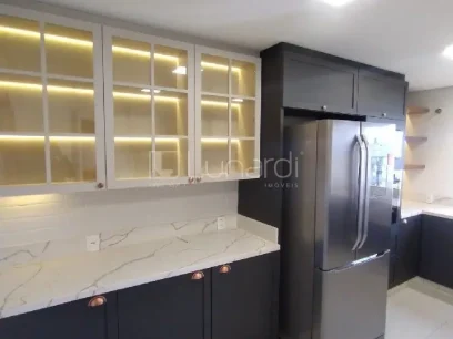 Foto Casa com 3 Dormitórios