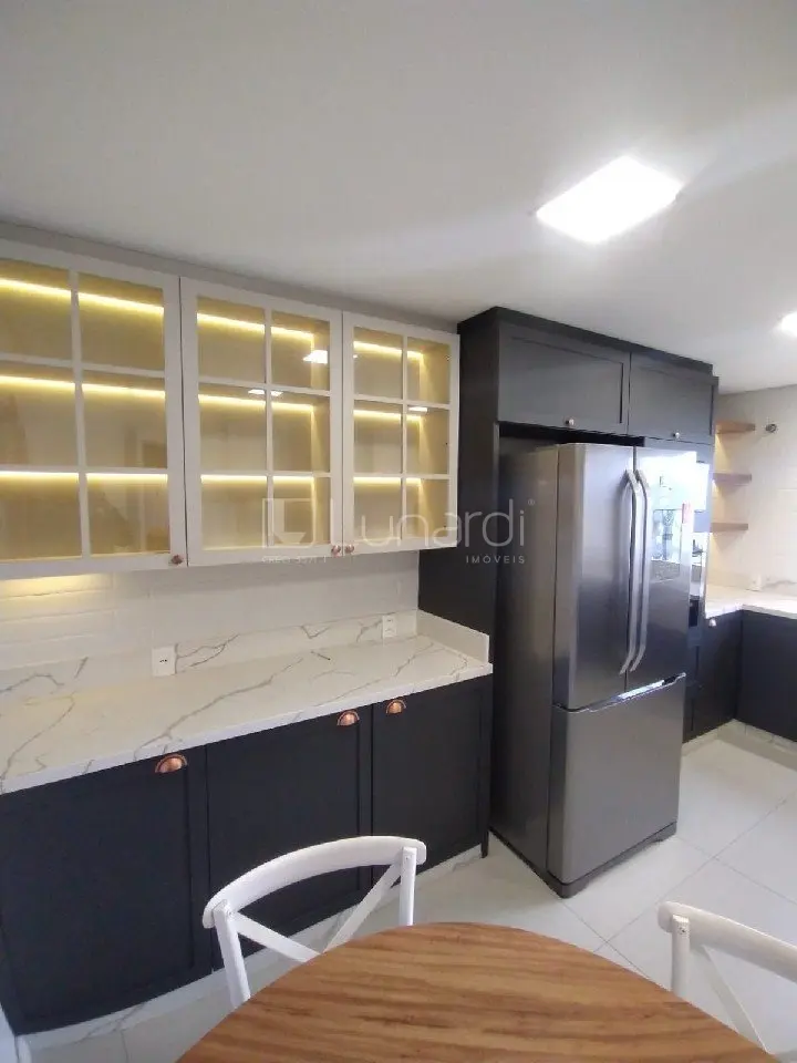 Foto Casa com 3 Dormitórios