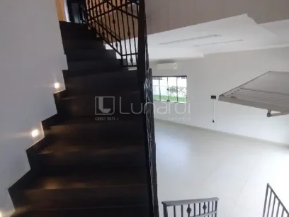 Foto Casa com 3 Dormitórios