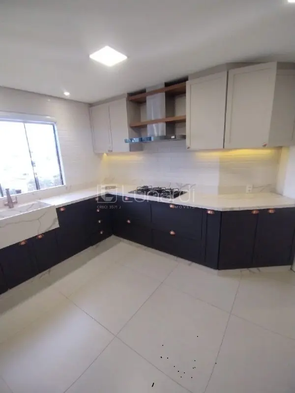 Foto Casa com 3 Dormitórios