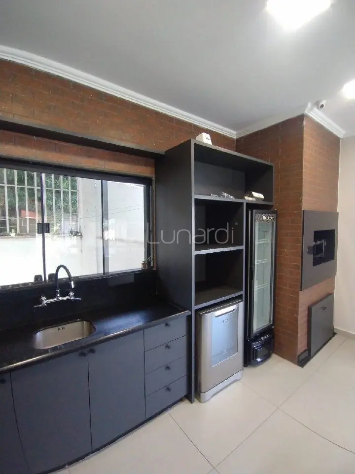 Foto Casa com 3 Dormitórios