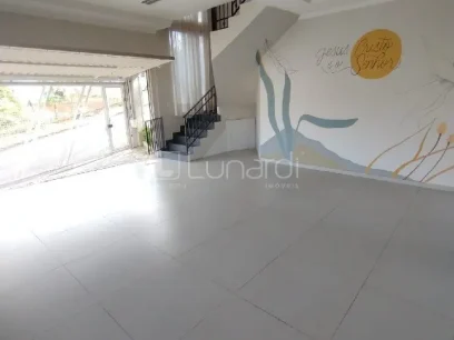 Foto Casa com 3 Dormitórios