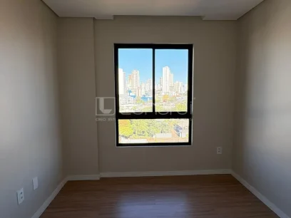 Foto Apartamento com 2 Dormitórios