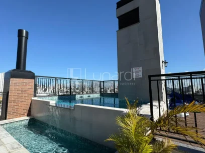 Foto Apartamento com 2 Dormitórios