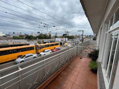 Foto Apartamento com 3 Dormitórios