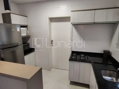 Foto Apartamento com 2 Dormitórios