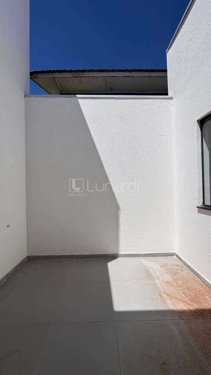 Foto Casa com 2 Dormitórios
