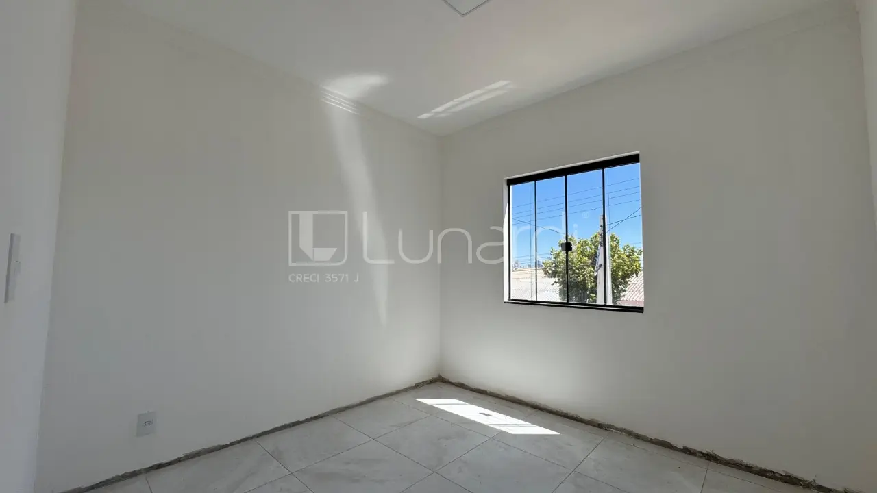 Foto Casa com 2 Dormitórios
