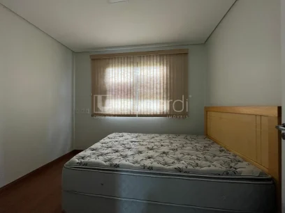Foto Apartamento com 2 Dormitórios