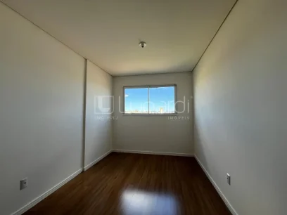 Foto Apartamento com 2 Dormitórios