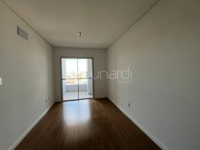 Foto Apartamento com 2 Dormitórios