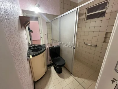 Foto Casa com 4 Dormitórios