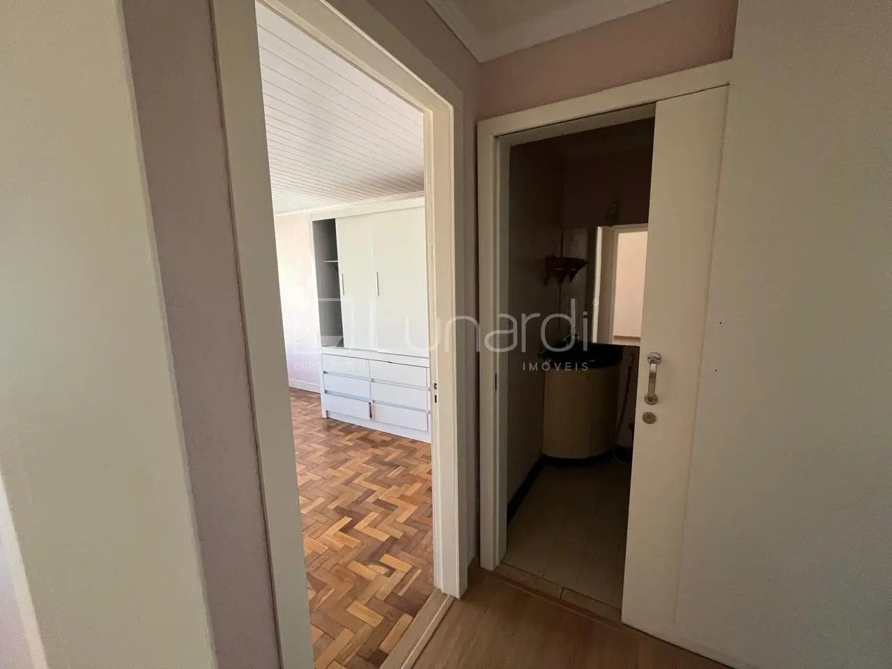 Foto Casa com 4 Dormitórios