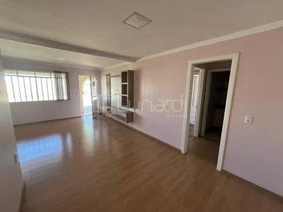 Foto Casa com 4 Dormitórios