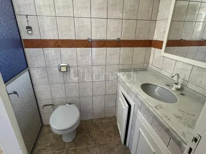 Foto Casa com 4 Dormitórios