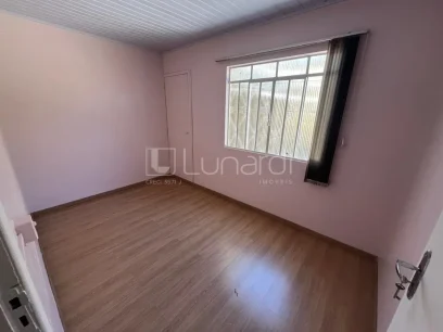 Foto Casa com 4 Dormitórios