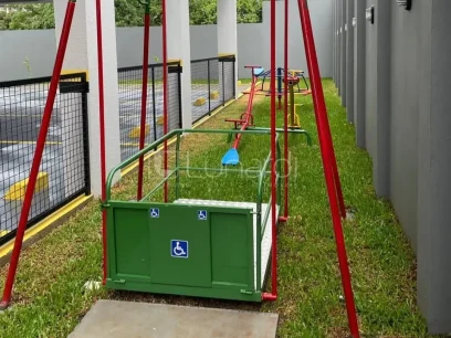 Foto Apartamento com 2 Dormitórios