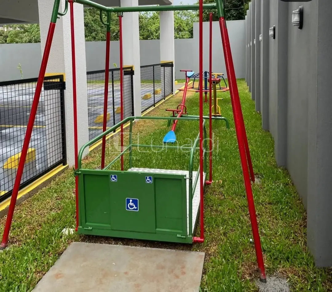 Foto Apartamento com 2 Dormitórios