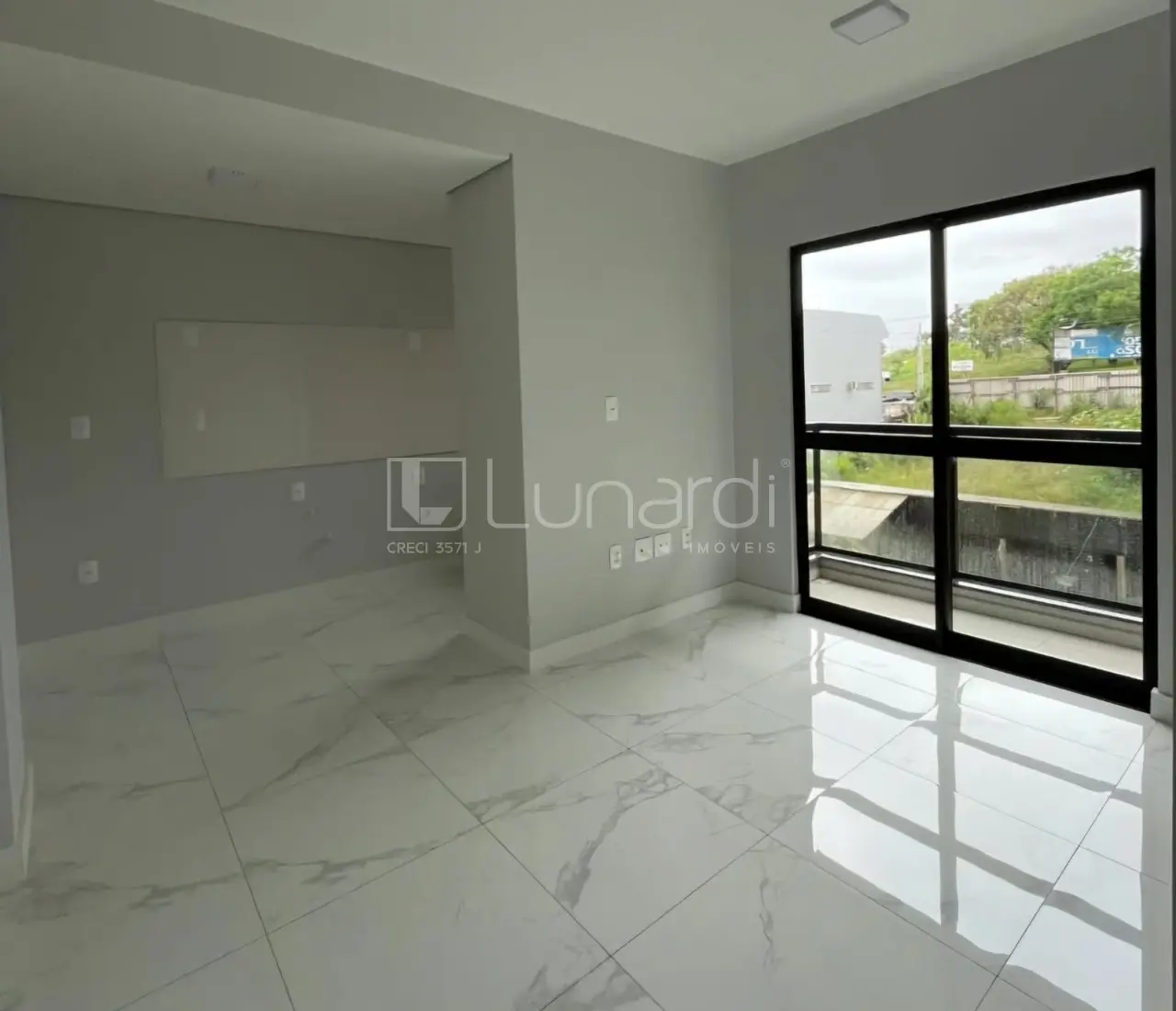 Foto Apartamento com 2 Dormitórios