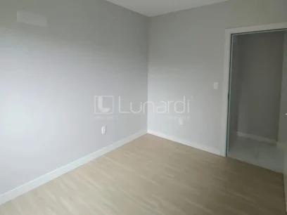 Foto Apartamento com 2 Dormitórios