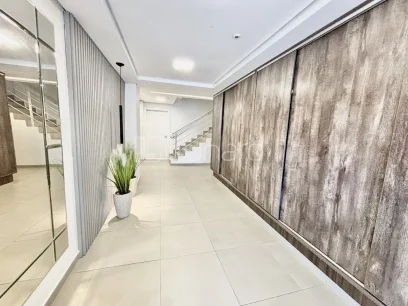 Foto Apartamento com 3 Dormitórios