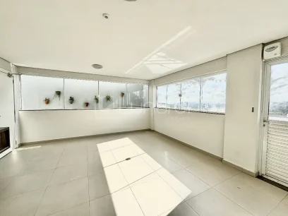 Foto Apartamento com 3 Dormitórios