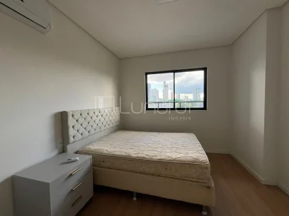 Foto Apartamento com 2 Dormitórios