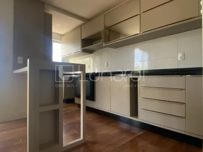 Foto Apartamento com 2 Dormitórios