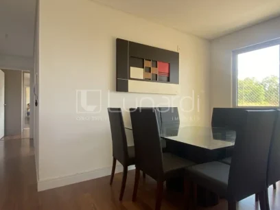 Foto Apartamento com 2 Dormitórios