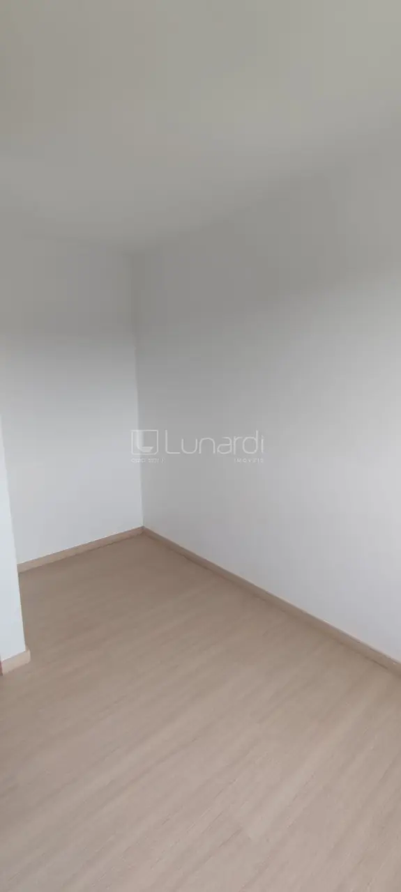Foto Apartamento com 2 Dormitórios