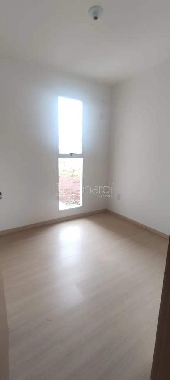 Foto Apartamento com 2 Dormitórios