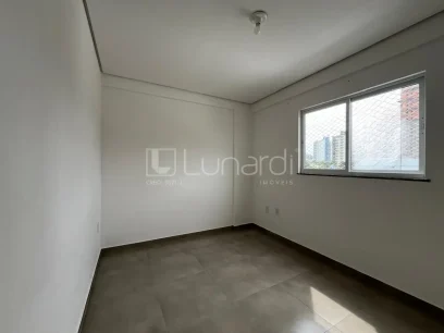 Foto Apartamento com 2 Dormitórios