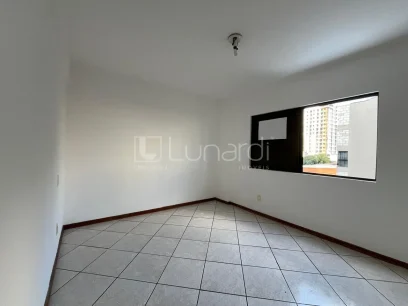 Foto Apartamento com 2 Dormitórios