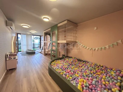 Foto Apartamento com 3 Suítes