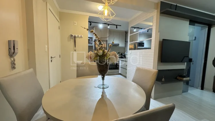 Apartamento com 2 Dormitórios