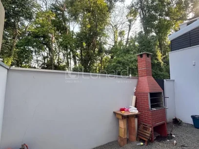 Foto Sobrado com 3 Dormitórios