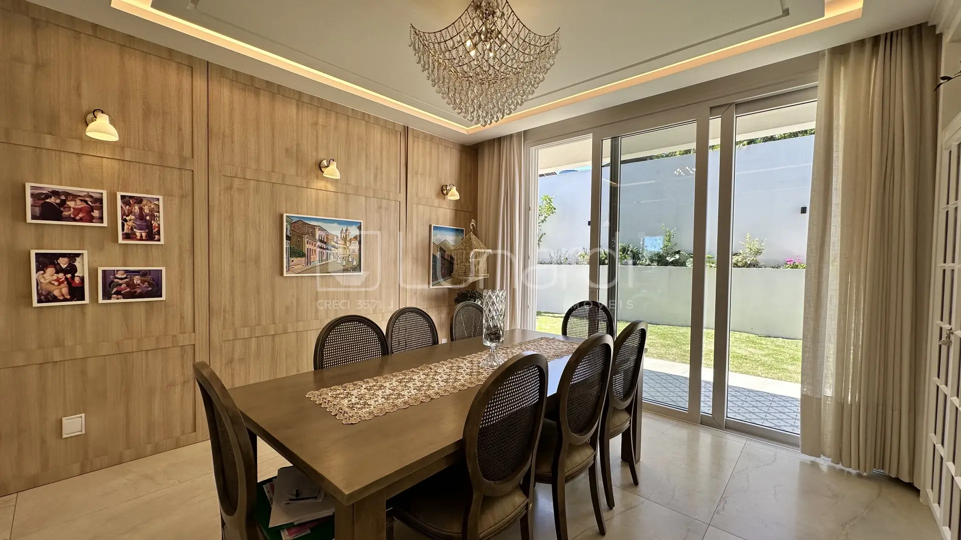 Foto Casa com 3 Suítes