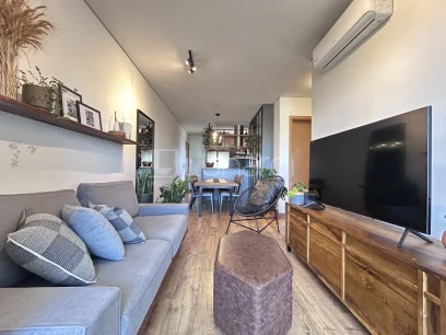 Foto Apartamento com 2 Dormitórios