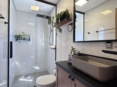 Foto Apartamento com 2 Dormitórios