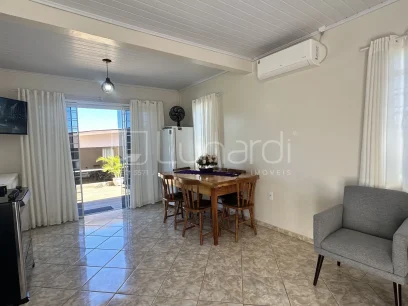 Foto Casa com 3 Dormitórios