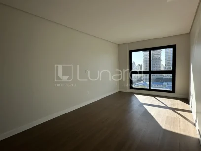 Foto Apartamento com 3 Suítes