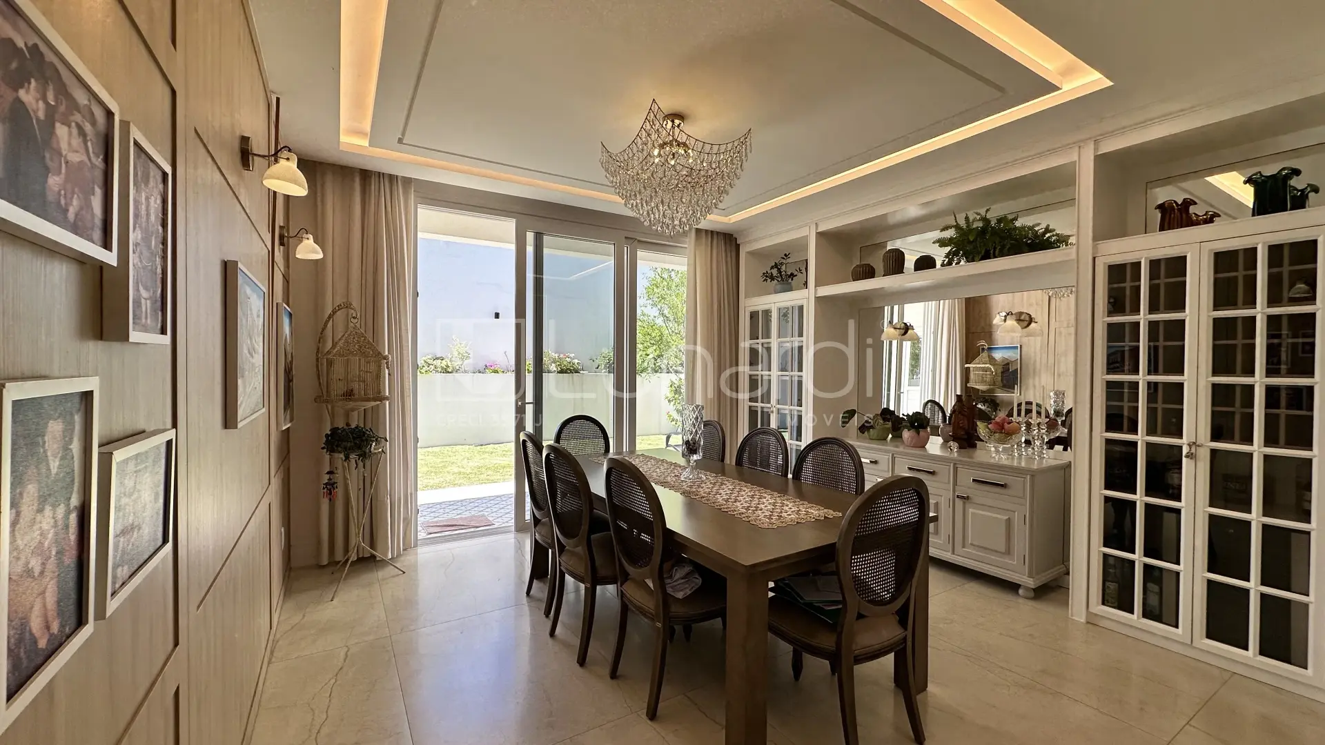 Foto Casa com 3 Suítes