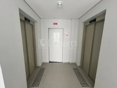 Foto Apartamento com 2 Dormitórios