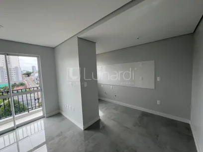 Foto Apartamento com 2 Dormitórios