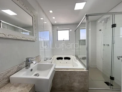 Foto Apartamento com 3 Suítes