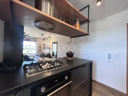 Foto Apartamento com 2 Dormitórios
