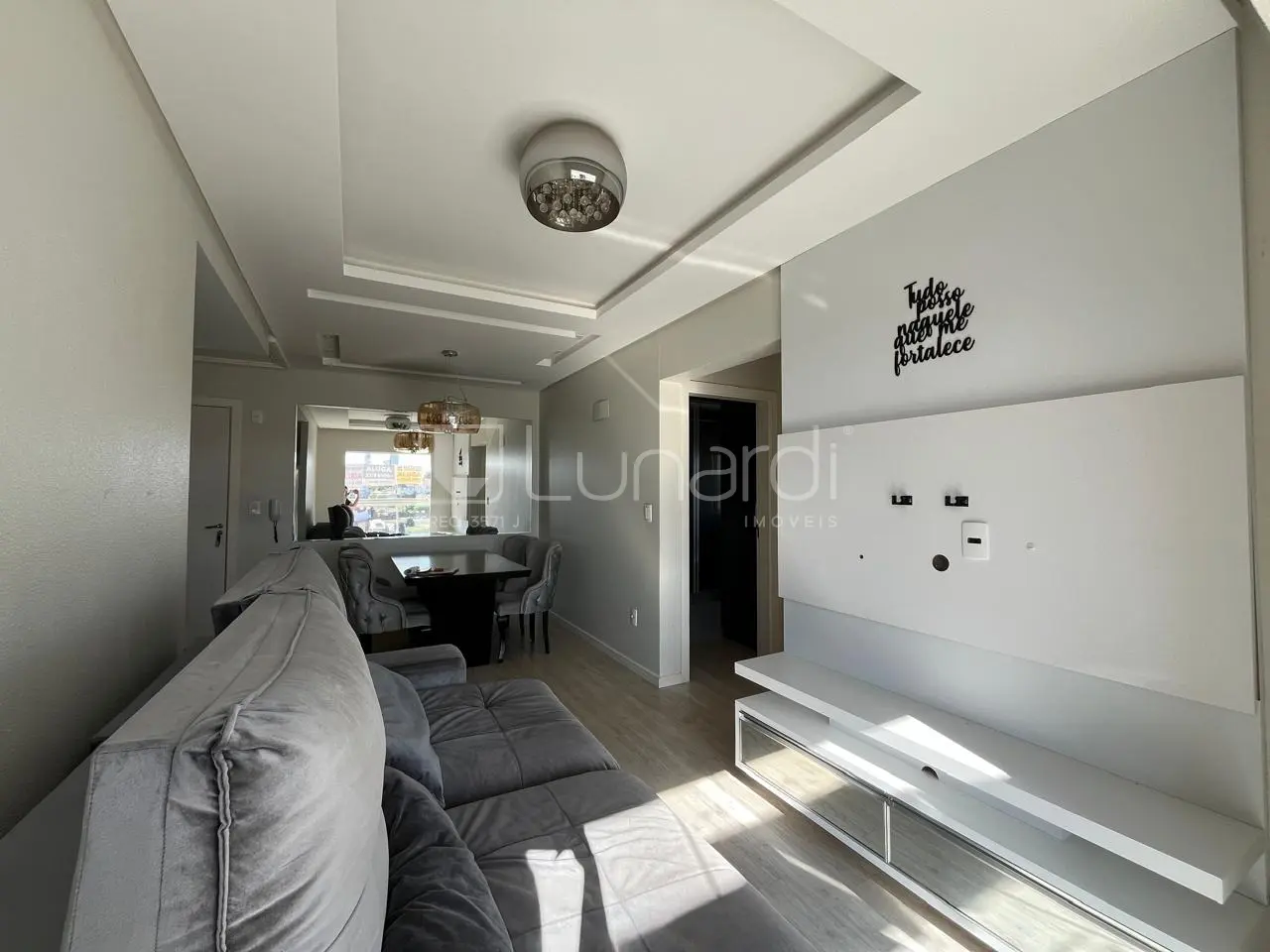 Foto Apartamento com 2 Dormitórios