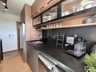 Foto Apartamento com 2 Dormitórios