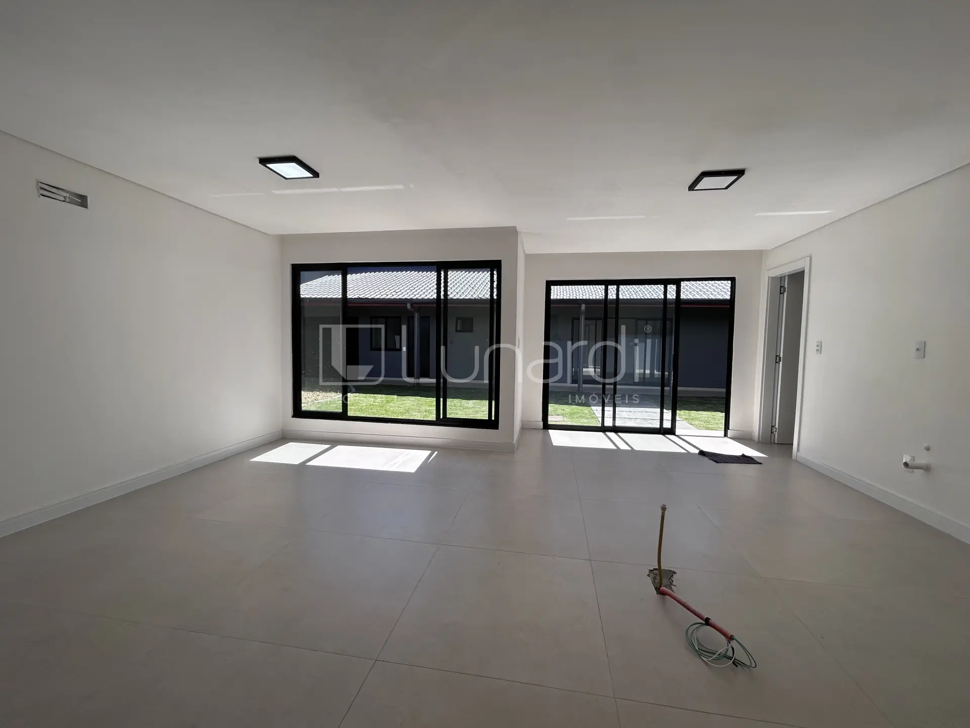 Foto Casa com 3 Dormitórios