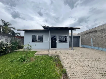 Foto Casa com 2 Dormitórios